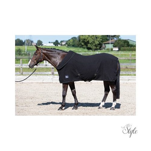 HARRYS HORSE polár takaró feltekerhető nyakrészsel