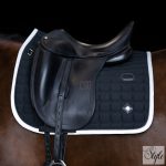 Imperial Riding Luminous díjlovas nyeregalátét